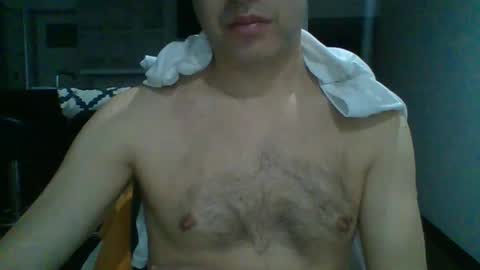 hottitan  twitter Marianoshcam online show from 10-07-25, 03:36
