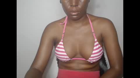 hotjessie0 online show from 01-07-25, 07:10