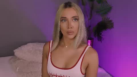Maria online show from 06-24-26, 04:17