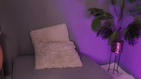 Maria online show from 07-12-26, 01:57