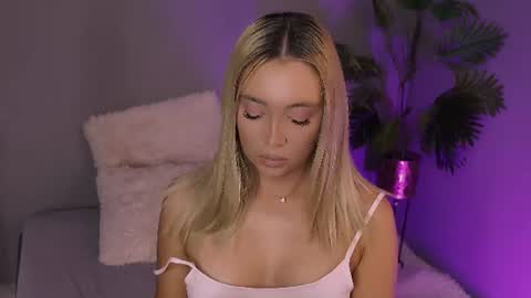 Maria online show from 07-13-26, 05:54
