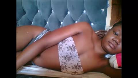 LOYCE online show from 11-10-25, 08:02