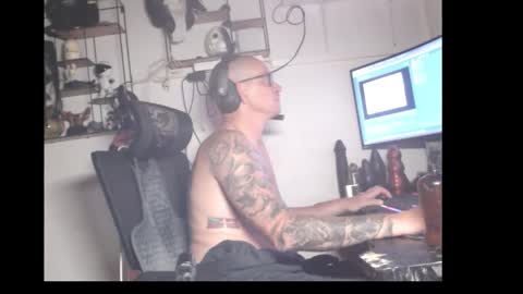 hotkinkytat online show from 04-08-26, 09:59