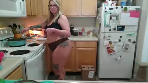 Hotkitty090 online show from 05-24-26, 10:37