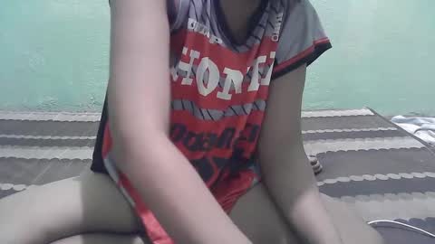hotladypinay32 online show from 03-12-25, 07:02