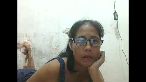 hotladypinay32 online show from 02-22-26, 03:29