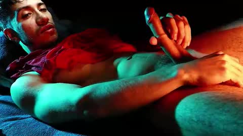 Hotlatinking online show from 02-06-26, 09:23