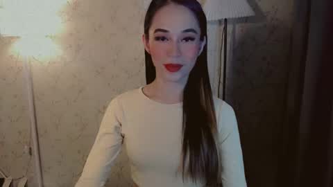 XANDRA online show from 10-16-25, 09:32