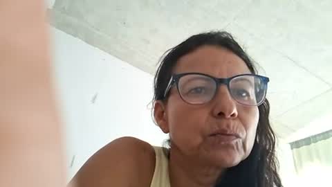 hotleny online show from 06-20-26, 04:54