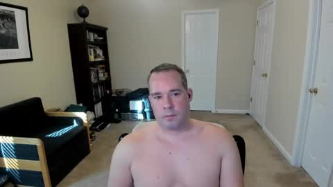 hotmale4u692000 online show from 02-01-25, 09:08