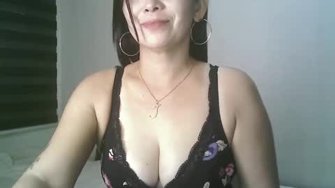 hotmamajen4u online show from 05-09-26, 12:38