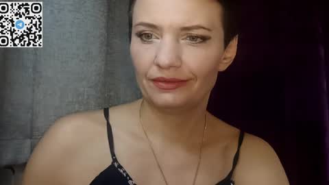hotmamaqueen234 online show from 04-13-26, 07:19