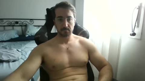 Snapshot of hotman_40_ chatting on 09-10-25, 09:53 hotman_40_ online show from 09-10-25, 09:53