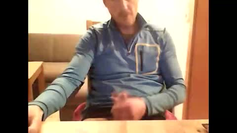 hotmann2222 online show from 03-19-26, 07:07