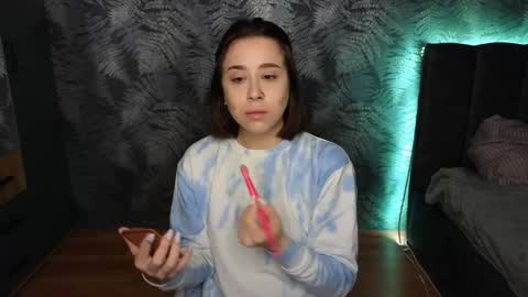 hotmariella online show from 01-20-25, 01:28