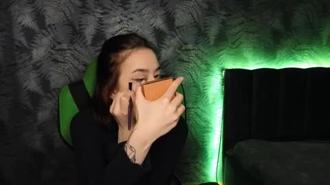 hotmariella online show from 01-21-25, 11:24
