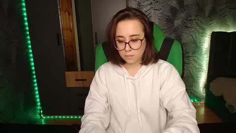 hotmariella online show from 02-16-25, 03:04