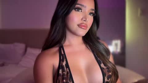 Snapshot of hotmissjessica chatting on 02-18-25, 01:21 Jessica Ortega online show from 02-18-25, 01:21