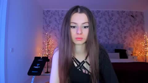 hotmolly_ online show from 05-03-26, 06:47