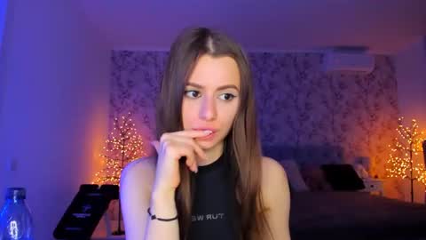 hotmolly_ online show from 06-21-26, 07:05