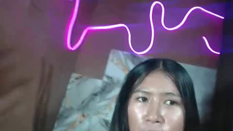 Snapshot of hotmorena_finger chatting on 05-15-26, 11:45 Analiza online show from 05-15-26, 11:45