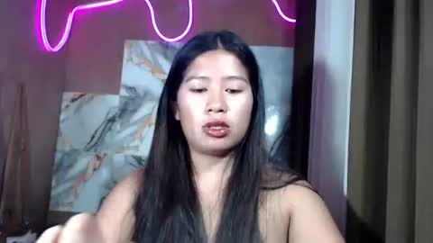 Snapshot of hotmorena_finger chatting on 05-19-26, 12:16 Analiza online show from 05-19-26, 12:16