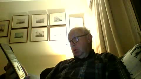 Snapshot of hotmuff99 chatting on 10-19-25, 05:52 hotmuff99 online show from 10-19-25, 05:52