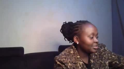 Rose online show from 11-28-25, 04:42