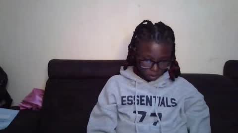 Rose online show from 12-03-25, 03:58