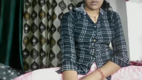 lola online show from 12-13-24, 02:49