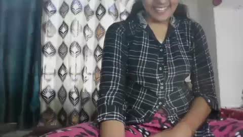 lola online show from 12-21-24, 08:39