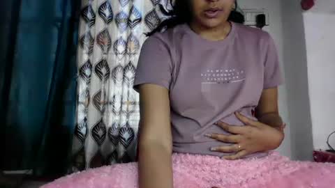 lola online show from 01-04-25, 08:49