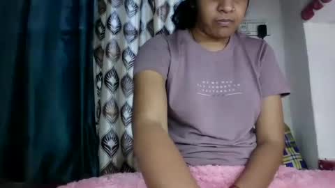 lola online show from 01-13-25, 08:37