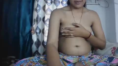 Snapshot of hotnsweetindian chatting on 02-14-26, 06:54 lola online show from 02-14-26, 06:54