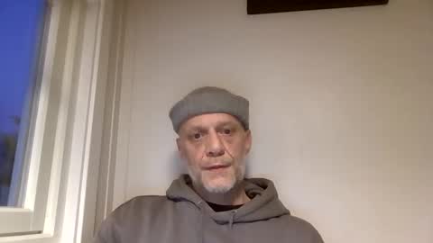 Snapshot of hototo2 chatting on 12-14-25, 03:06 hototo2 online show from 12-14-25, 03:06