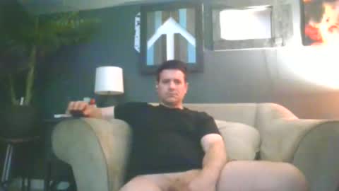 Snapshot of hotpadad chatting on 11-24-25, 11:43 Up2NoGoodX2 online show from 11-24-25, 11:43