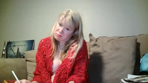 Snapshot of hotpepperrose chatting on 12-10-24, 07:26 hotpepperose online show from 12-10-24, 07:26