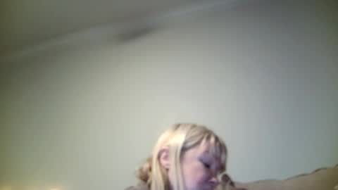 Snapshot of hotpepperrose chatting on 12-18-24, 07:04 hotpepperose online show from 12-18-24, 07:04