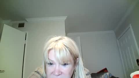 Snapshot of hotpepperrose chatting on 12-23-24, 02:17 hotpepperose online show from 12-23-24, 02:17
