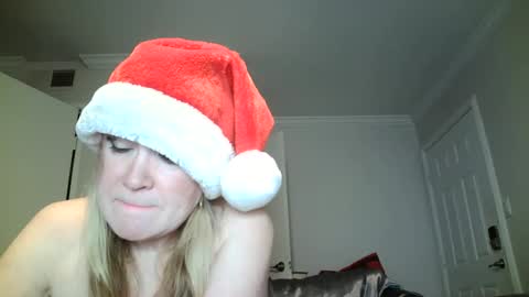 Snapshot of hotpepperrose chatting on 12-24-24, 07:28 hotpepperose online show from 12-24-24, 07:28