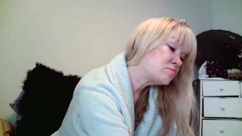 Snapshot of hotpepperrose chatting on 02-07-25, 05:07 hotpepperose online show from 02-07-25, 05:07