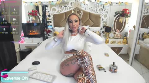 Snapshot of hotred69xxx chatting on 01-04-25, 02:56 Delya- online show from 01-04-25, 02:56