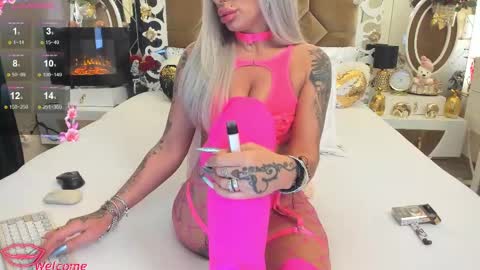 Snapshot of hotred69xxx chatting on 02-27-25, 03:26 Delya- online show from 02-27-25, 03:26