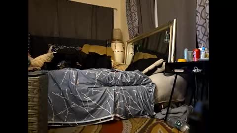 hotrox6942 online show from 02-18-26, 01:45