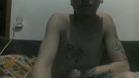 Snapshot of hotshot0509 chatting on 12-26-24, 08:21 big dick online show from 12-26-24, 08:21