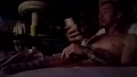 Snapshot of hotshot0509 chatting on 10-05-25, 08:40 big dick online show from 10-05-25, 08:40