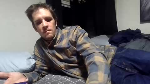 Snapshot of hotslimboy24 chatting on 12-21-24, 02:30 sexy mark online show from 12-21-24, 02:30