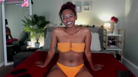 Hot Stella online show from 10-09-25, 08:34