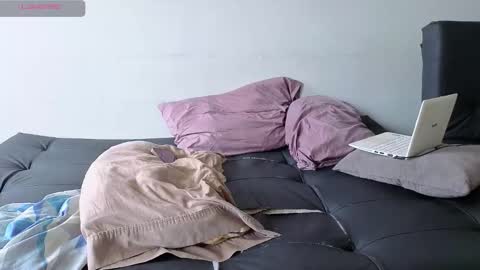 Snapshot of hotstud_999 chatting on 10-25-25, 12:23 Andres online show from 10-25-25, 12:23