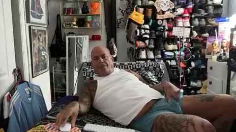 hotstuff775616 online show from 01-09-26, 02:47